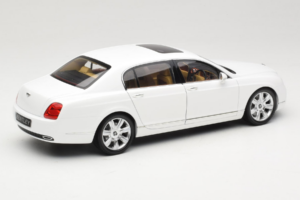 Bentley Continental Flying Spur Weiß Minichamps 1:18 100139461 Druckguss — Bild 3 von 8