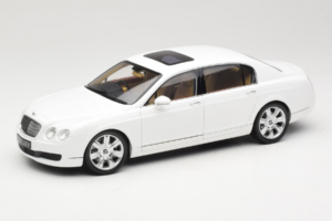 Bentley Continental Flying Spur Weiß Minichamps 1:18 100139461 Druckguss