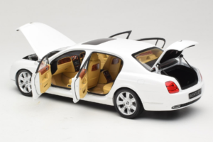 Bentley Continental Flying Spur Weiß Minichamps 1:18 100139461 Druckguss — Bild 5 von 8