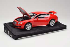 Bentley Continental GT St. James Red Minichamps 1:18 100139922 Druckguss — Bild 2 von 8