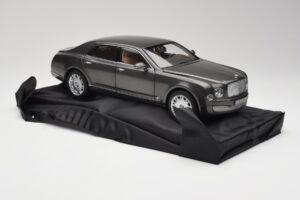 Bentley Mulsanne Brodgar Metallic Minichamps 1:18 BL843 Druckguss — Bild 6 von 8