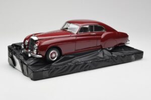 Bentley R-Type Continental Tudor Rot Minichamps 1:18 100139421 Druckguss