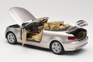 BMW 1 Series E88 Cabriolet Mineral Silver Metallic Kyosho 1:18 80430427020 Druckguss — Bild 5 von 8