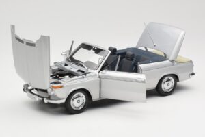 BMW 1600 Cabriolet Silber Minichamps 1:18 80430145819 Druckguss — Bild 2 von 8