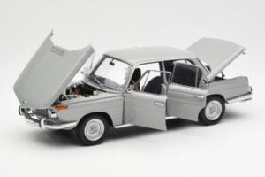 BMW 1800 TiSA Bernina Grau AUTOart 1:18 70621 Druckguss — Bild 2 von 8