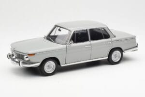 BMW 1800 TiSA Bernina Grau AUTOart 1:18 70621 Druckguss