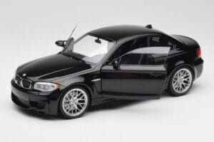 BMW 1M Coupe E82 Black Metallic Minichamps 1:18 110020021 Druckguss — Bild 2 von 8