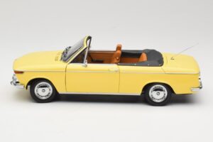 BMW 2002 Cabriolet Hellgrün Minichamps 1:18 80430145820 Druckguss — Bild 4 von 8