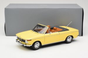 BMW 2002 Cabriolet Hellgrün Minichamps 1:18 80430145820 Druckguss — Bild 8 von 8