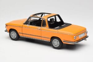 BMW 2002 E10 Cabriolet Colorado Orange AUTOart 1:18 80430300713 Druckguss — Bild 7 von 8