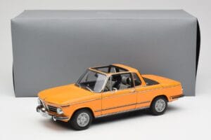 BMW 2002 E10 Cabriolet Colorado Orange AUTOart 1:18 80430300713 Druckguss — Bild 8 von 8