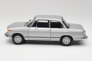 BMW 2002 Tii Polaris Silber AUTOart 1:18 80430146517 Druckguss — Bild 4 von 8