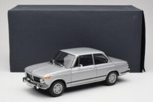BMW 2002 Tii Polaris Silber AUTOart 1:18 80430146517 Druckguss — Bild 8 von 8