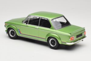 BMW 2002 Turbo Green Metallic Minichamps 1:18 155026206 Druckguss — Bild 5 von 6