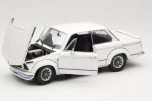 BMW 2002 Turbo E10 Weiß Anson 1:18 30393 Druckguss — Bild 2 von 8