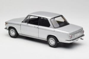 BMW 2002tii Silber AUTOart 1:18 80430151479 Druckguss — Bild 7 von 8