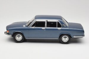BMW 2500 E3 Blue Metallic Minichamps 1:18 155029200 Druckguss — Bild 3 von 6