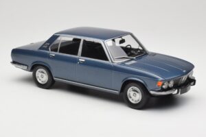 BMW 2500 E3 Blue Metallic Minichamps 1:18 155029200 Druckguss — Bild 4 von 6