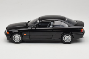 BMW 3 Series E36 Coupe Schwarz UT Models 1:18 BMW009 Druckguss — Bild 4 von 8
