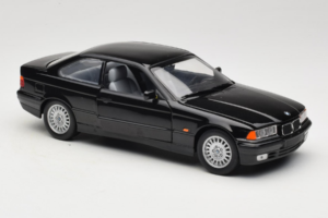 BMW 3 Series E36 Coupe Schwarz UT Models 1:18 BMW009 Druckguss — Bild 6 von 8
