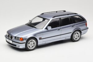 BMW 3 Series E36 Touring Blue Metallic MCG 1:18 MCG18365 Druckguss