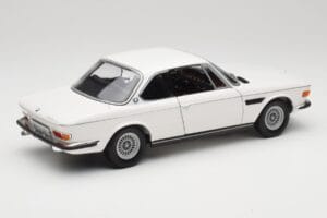 BMW 3.0 CSi E9 Weiß Minichamps 1:18 180029026 Druckguss — Bild 3 von 8
