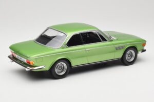 BMW 3.0 CSi E9 Green Metallic Minichamps 1:18 155028034 Druckguss — Bild 2 von 6