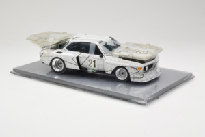 BMW 3.0 CSL Art Car Frank Stella Minichamps 1:18 80430150928 Druckguss — Bild 4 von 6