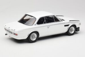BMW 3.0 CSL E9 Chamonix White Otto 1:18 OT1145 Resin — Bild 2 von 6