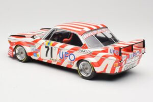 BMW 3.0 CSL E9 #71 Luigi Racing P. Xhenceval / J. Dieudonné 24 Hours of Le Mans 1977 Minichamps 1:18 155772571 Druckguss — Bild 5 von 6