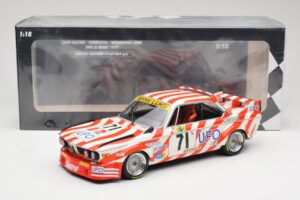 BMW 3.0 CSL E9 #71 Luigi Racing P. Xhenceval / J. Dieudonné 24 Hours of Le Mans 1977 Minichamps 1:18 155772571 Druckguss — Bild 6 von 6
