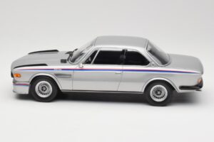 BMW 3.0 CSL E9 Polaris Silver Minichamps 1:18 155028135 Druckguss — Bild 3 von 6