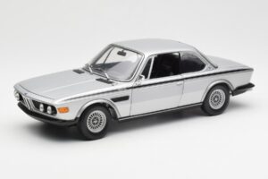 BMW 3.0 CSL E9 Silber Minichamps 1:18 180029020 Druckguss