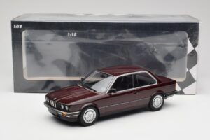 BMW 323i E30 Dark Red Metallic Minichamps 1:18 155026007 Druckguss — Bild 6 von 6