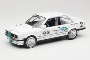 BMW 325i E30 #2 O. Manthey Vogelsang Automobile 3rd Place Eifel Race DTM 1986 Minichamps 1:18 155862602 Druckguss
