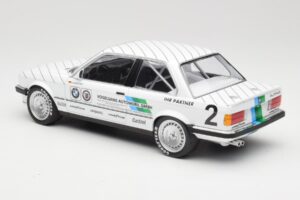 BMW 325i E30 #2 O. Manthey Vogelsang Automobile 3rd Place Eifel Race DTM 1986 Minichamps 1:18 155862602 Druckguss — Bild 5 von 6