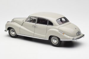 BMW 501 Cortina Grau AUTOart 1:18 80430393098 Druckguss — Bild 7 von 8