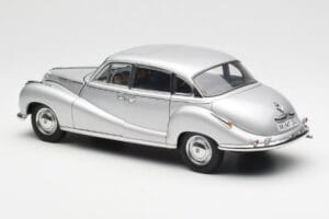 BMW 502 2.6 Luxus Super Silber AUTOart 1:18 70593 Druckguss — Bild 7 von 8