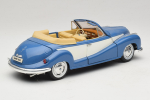 BMW 502 Cabriolet Blau Tchibo 1:18 45396 Druckguss — Bild 3 von 8