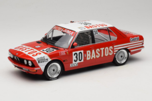 BMW 528i E28 #30 D. Quester / A. Hahne / E. Joosen 24 Hours of Spa Winner 1982 IXO 1:18 18RMC182A Druckguss