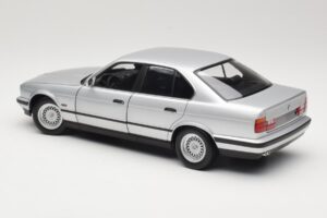 BMW 535i E34 Silber Minichamps 1:18 100024005 Druckguss — Bild 7 von 8