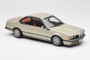 BMW 635 CSi E24 Bronzit Beige Metallic AUTOart 1:18 70523 Druckguss — Bild 6 von 8