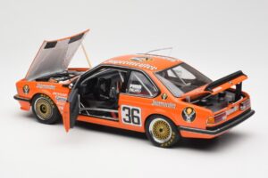 BMW 635 CSi E24 #1 European Touring Car Championship Jägermeister 1985 AUTOart 1:18 80430145825 Druckguss — Bild 5 von 8