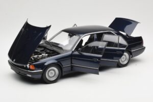 BMW 730i E32 Blau Metallic Minichamps 1:18 100023006 Druckguss — Bild 2 von 8
