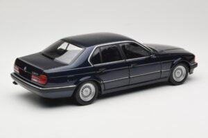 BMW 730i E32 Blau Metallic Minichamps 1:18 100023006 Druckguss — Bild 3 von 8
