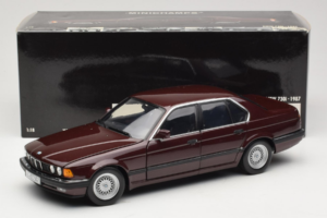 BMW 730i E32 Red Metallic Minichamps 1:18 100023001 Druckguss — Bild 8 von 8
