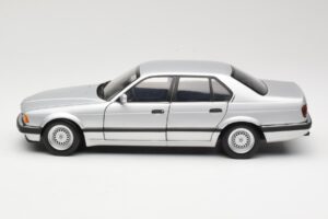 BMW 730i E32 Silber Minichamps 1:18 100023000 Druckguss — Bild 4 von 8