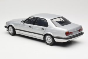 BMW 730i E32 Silber Minichamps 1:18 100023000 Druckguss — Bild 7 von 8