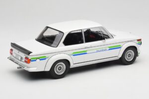 BMW Alpina 2002 E10 Turbo Weiß MCG 1:18 MCG18409-R Druckguss — Bild 2 von 6