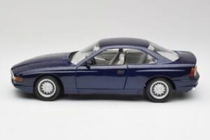 BMW E31 850i Mauritius Blau Maisto 1:18 438813100299 Druckguss — Bild 4 von 8